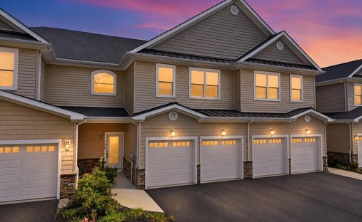 Condo in Manalapan Township, New Jersey, United States 1