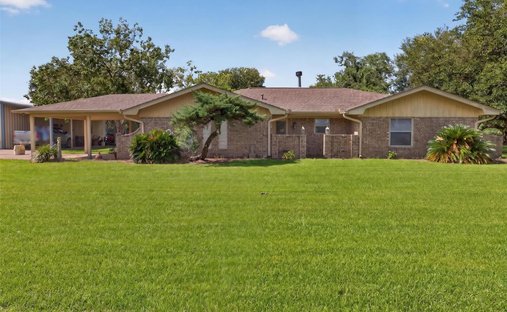 House in Winnie, Texas, United States 1