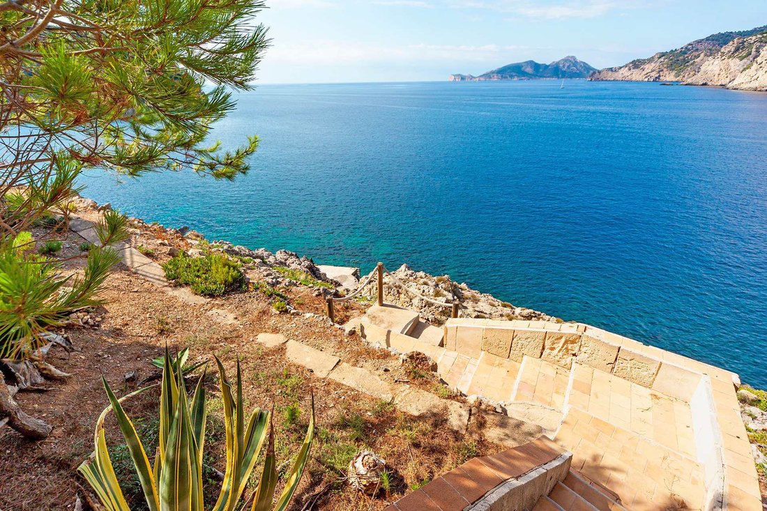 Villa in Port d'Andratx, Andratx, Balearic Islands 2 - 18458645