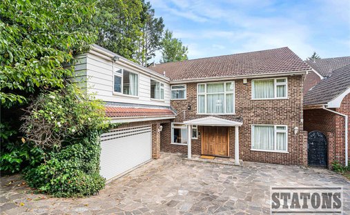 House in Barnet, England 1