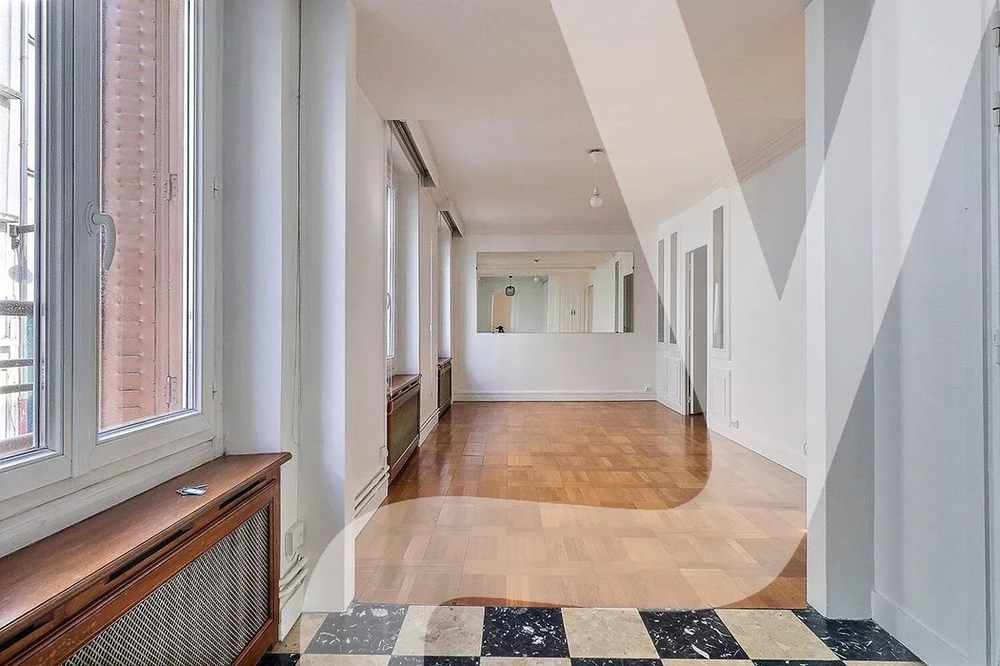 Apartment in Vincennes, Ile-de-France, France 2 - 18468927