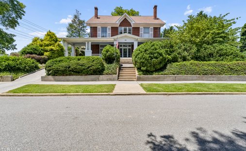 House in Elizabethton, Tennessee, United States 1