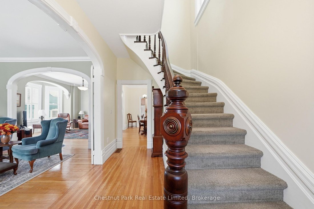 House in Picton, Ontario, Canada 3 - 18471143