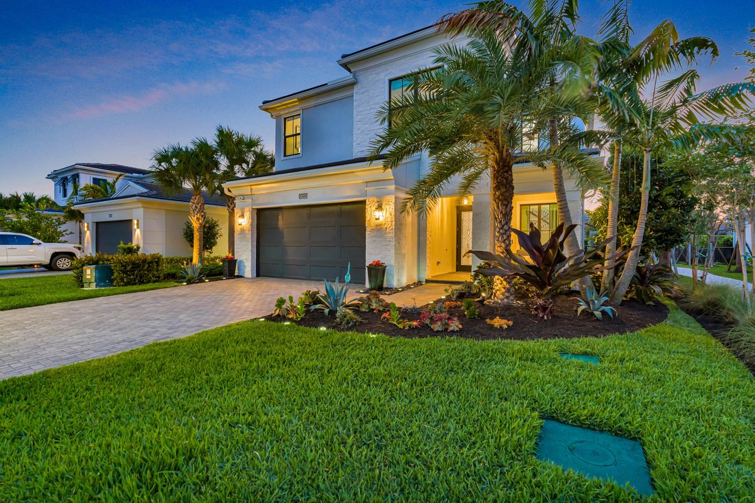 House in Palm Beach Gardens, Florida, United States 4 - 18460377
