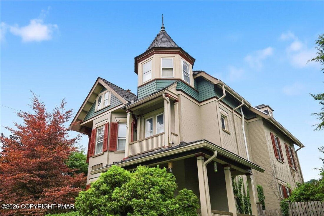 House in Easton, Pennsylvania, United States 4 - 18460189