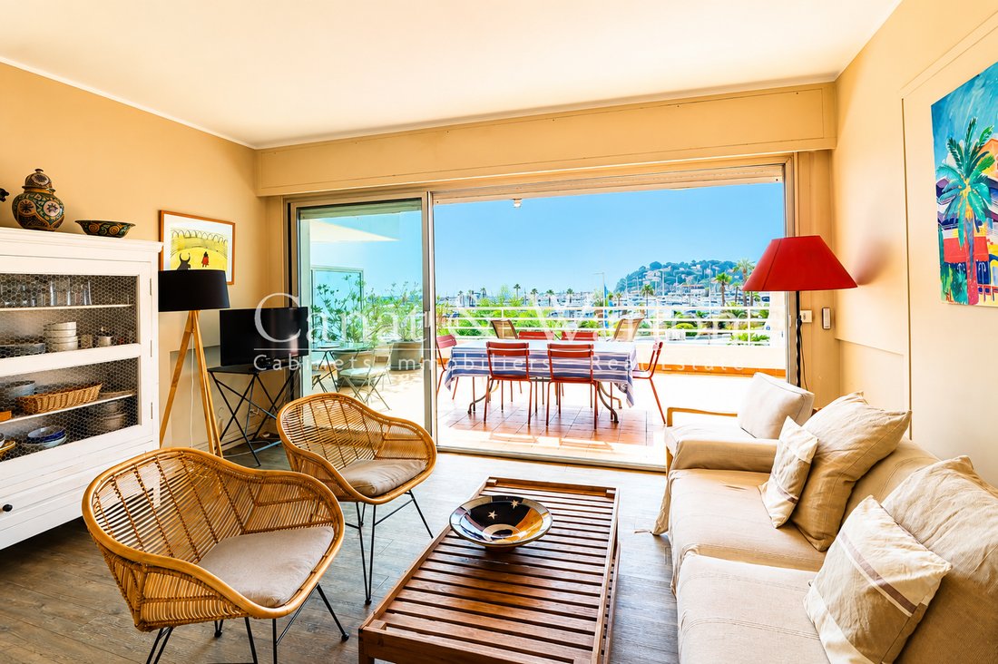 Apartment in Sud, Cavalaire-sur-Mer, France 2 - 18460590