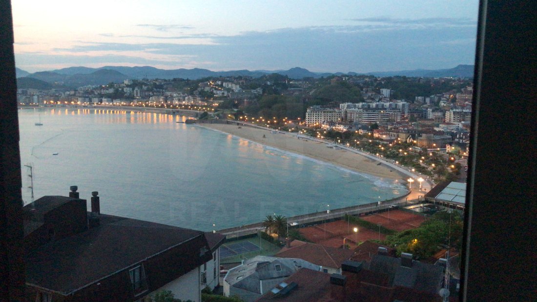 Apartment in Mendebaldea, Donostia-San Sebastian, Spain 4 - 18461094