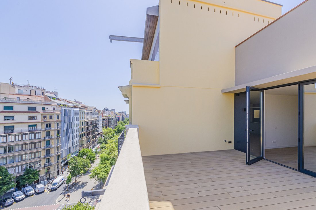 Apartment in Eixample, Barcelona, Spain 2 - 18471424