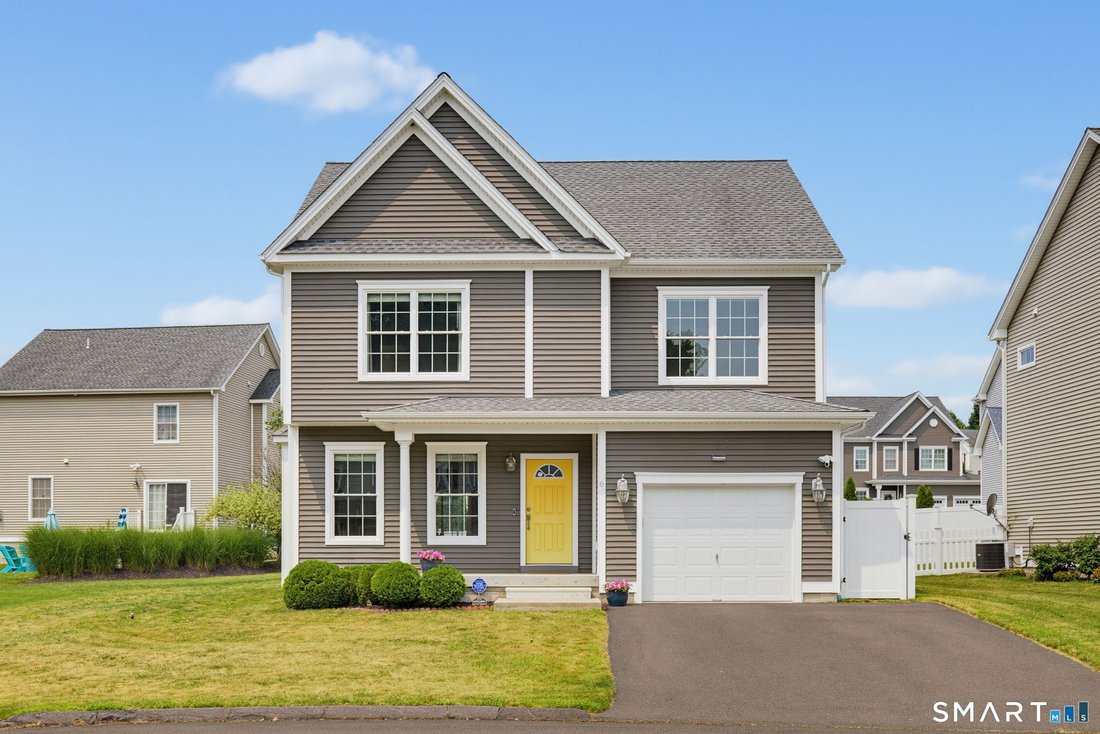 House in Plainville, Connecticut, United States 1 - 18460438