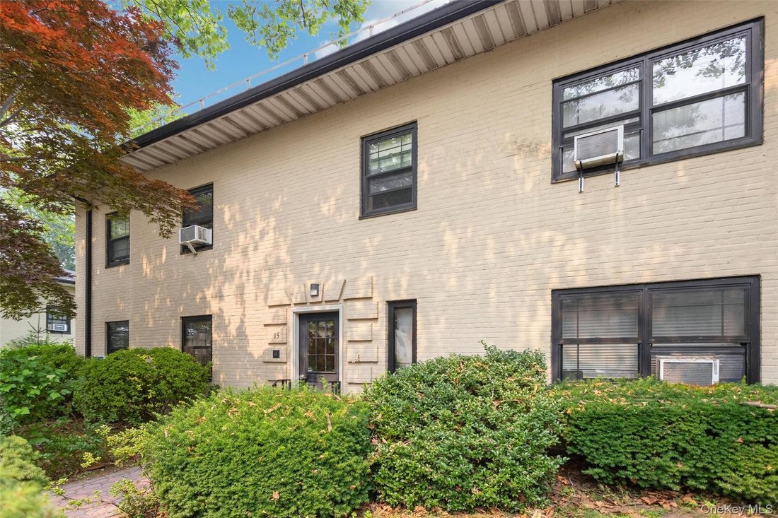 Co Op in Eastchester, New York, United States 2 - 18426036