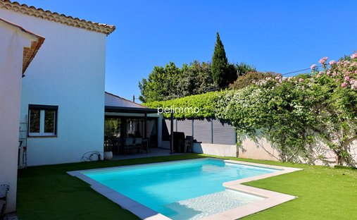 House in Ferrages, La Fare-les-Oliviers, France 1