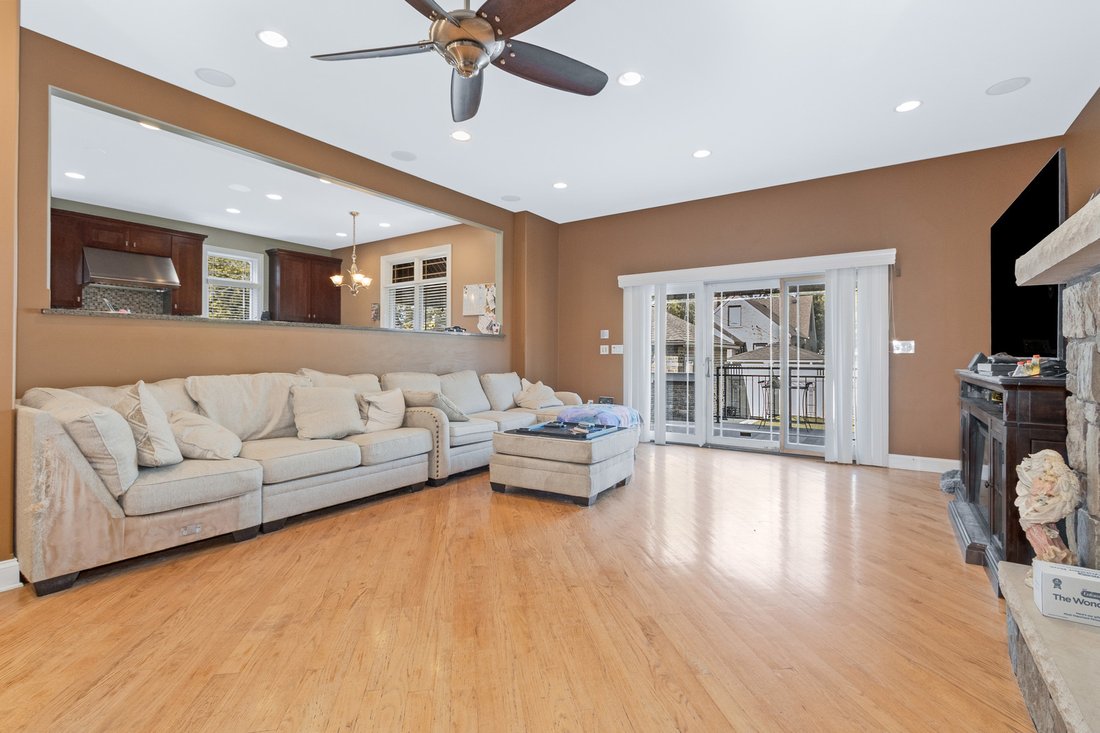 Townhouse in Evergreen Park, Illinois, United States 2 - 18459552