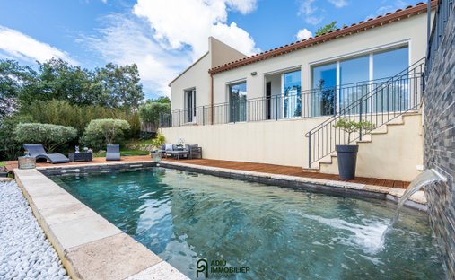 House in Ouest, Rochefort-du-Gard, France 1