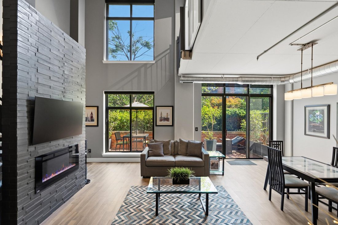Condo in Alexandria, Virginia, United States 1 - 18472276