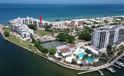 Condo in Naples, Florida, United States 1