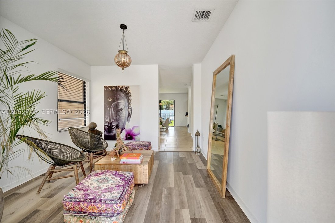 House in North Miami Beach, Florida, United States 4 - 18459405