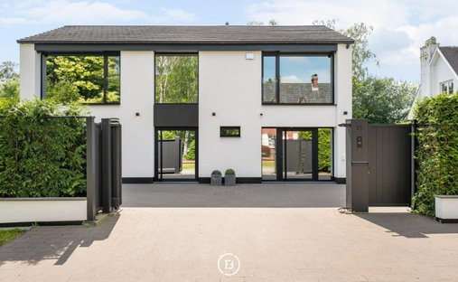 Villa in Wemmel, Flanders, Belgium 1
