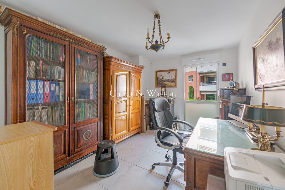 Apartment in Plateau Notre Dame Sud-Bord de mer-Beaurivage, Saint-Raphaël, France 4 - 18457754