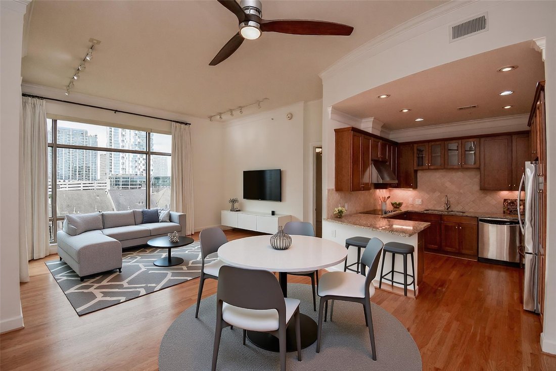 Condo in Houston, Texas, United States 1 - 18469245