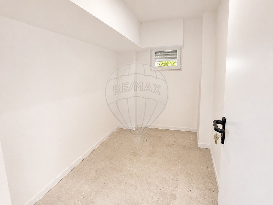 Apartment in Venteira, Lisbon, Portugal 5 - 16761862