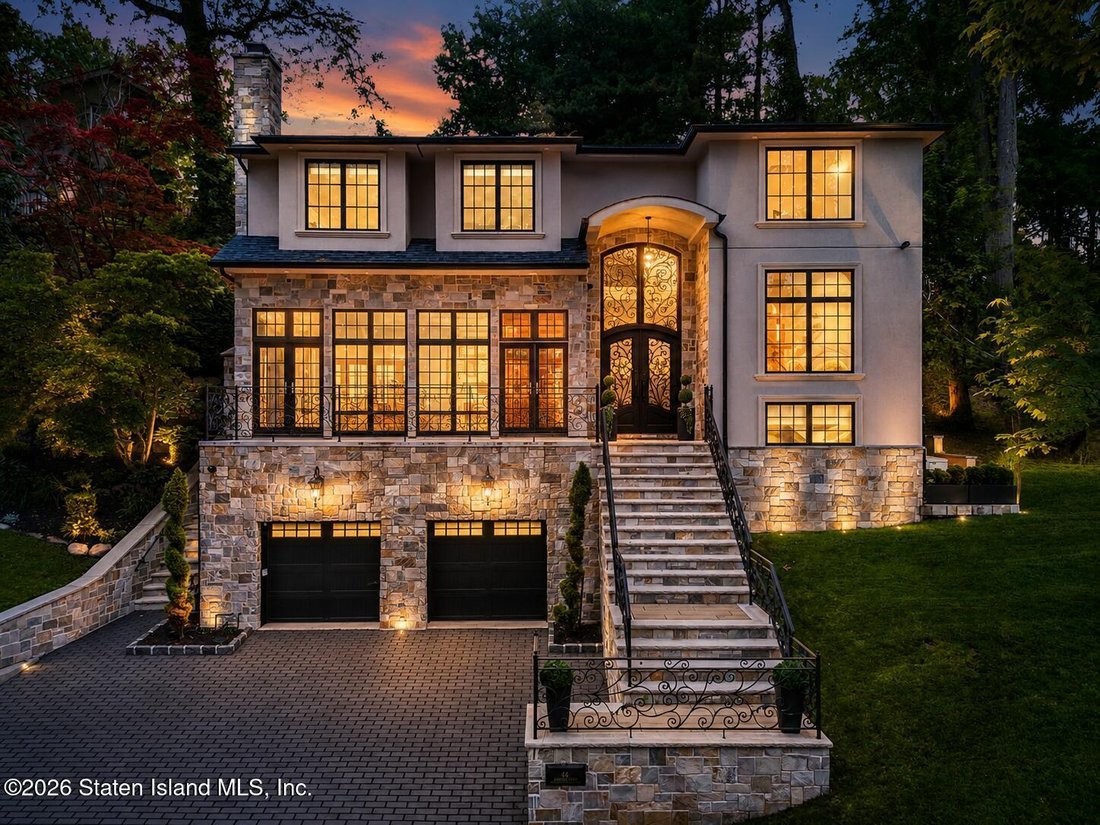 House in New York, New York, United States 1 - 18184014