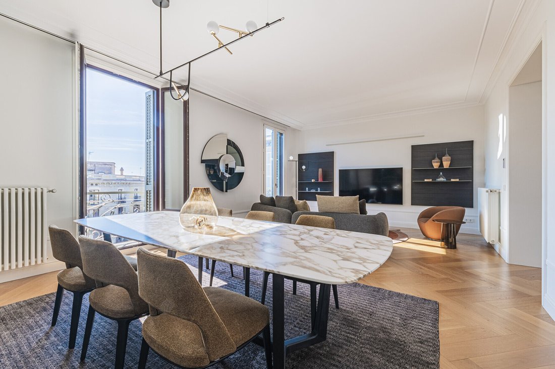 Apartment in Eixample, Barcelona, Spain 3 - 18471464