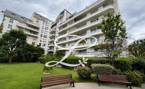 Apartment in Puteaux, Ile-de-France, France 1