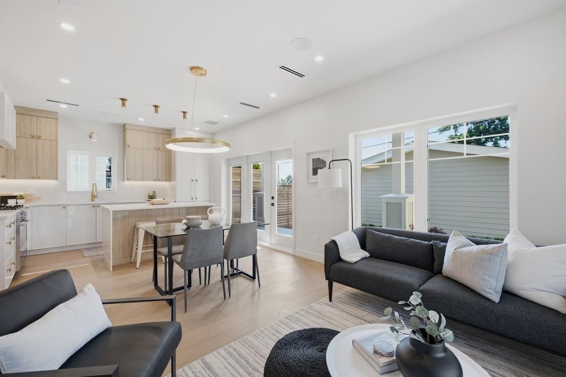 House in Vancouver, British Columbia, Canada 4 - 18465116