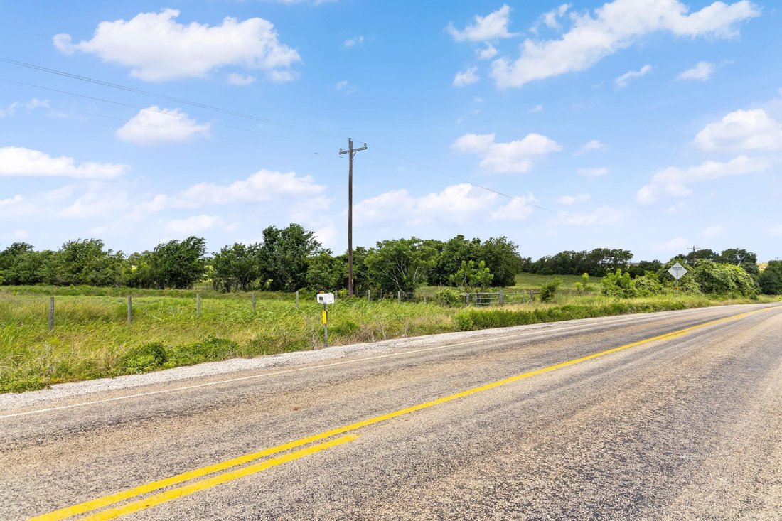 Land in Industry, Texas, United States 4 - 18471797