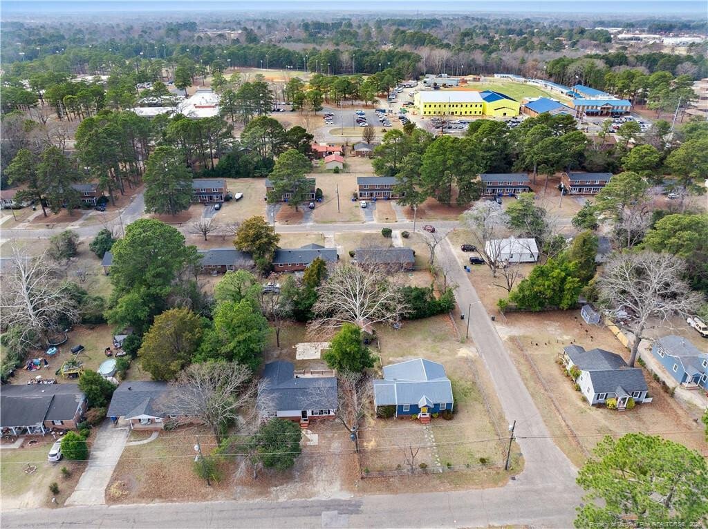 Hope Mills, North Carolina, United States 4 - 18464127