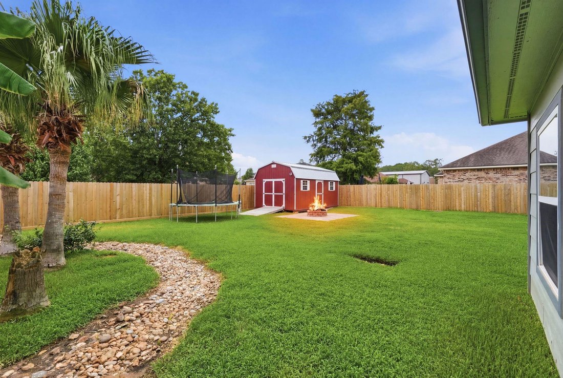 House in Montgomery, Texas, United States 3 - 18456030