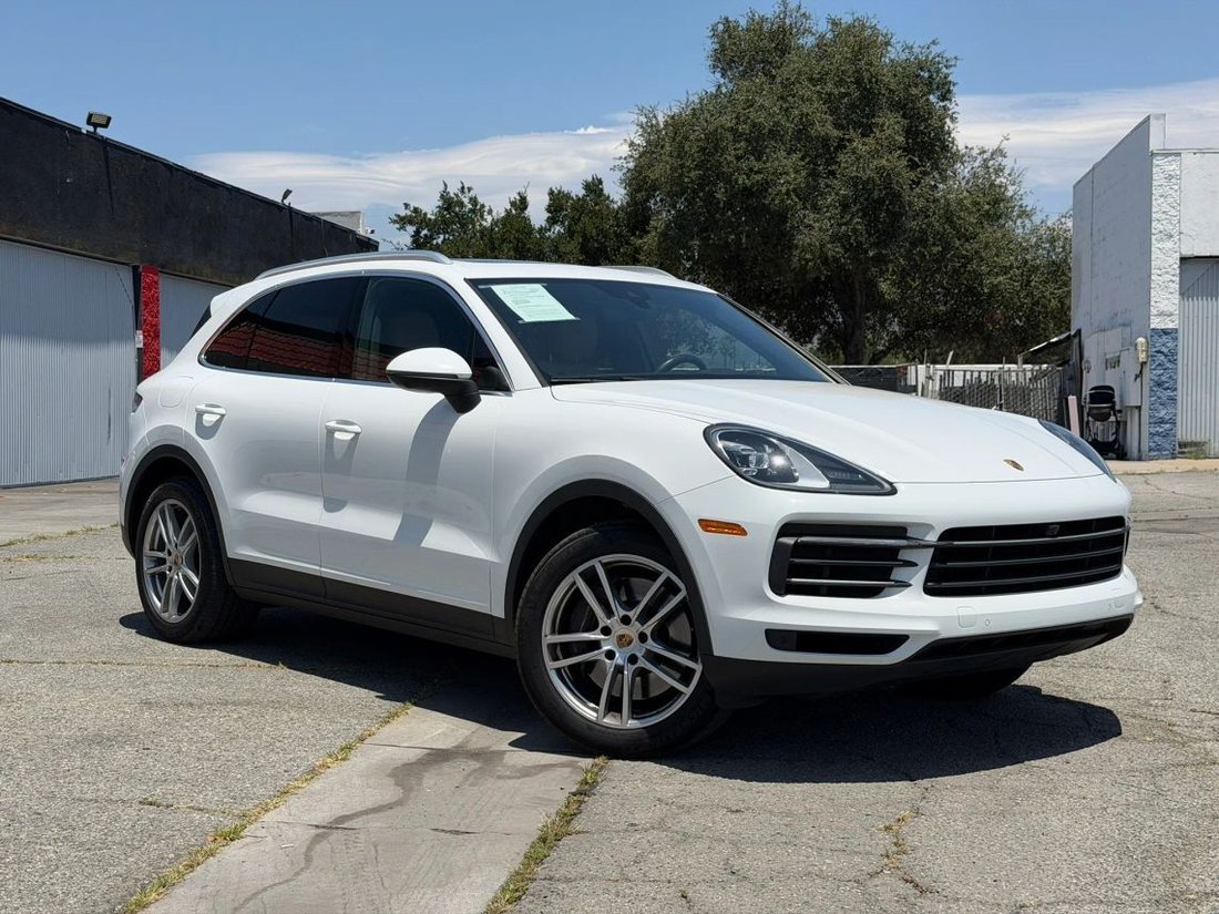 Suv in Azusa, CA, United States 1 - 18472004