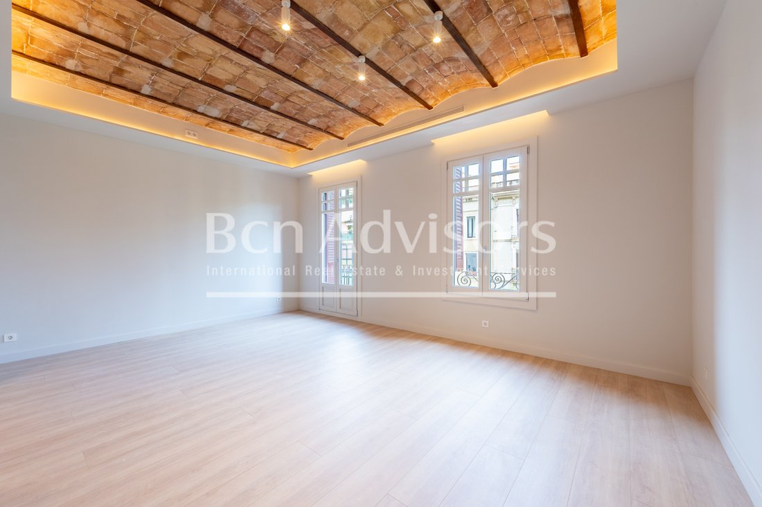 Apartment in Eixample, Barcelona, Spain 4 - 18451559