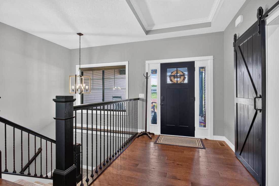 House in Bettendorf, Iowa, United States 2 - 18459505