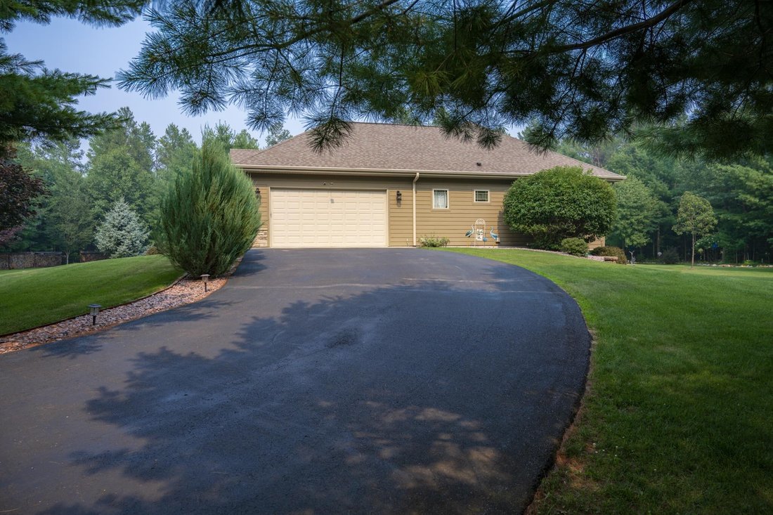 House in New Lisbon, Wisconsin, United States 5 - 18458305