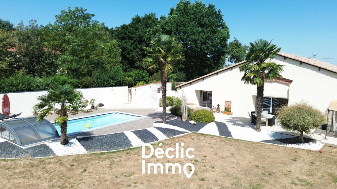 House in La Roche-sur-Yon, Pays de la Loire, France 1 - 17061970