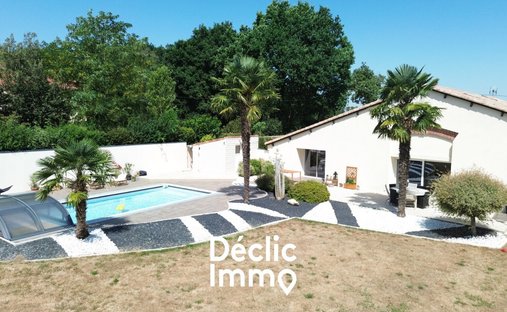 House in La Roche-sur-Yon, Pays de la Loire, France 1