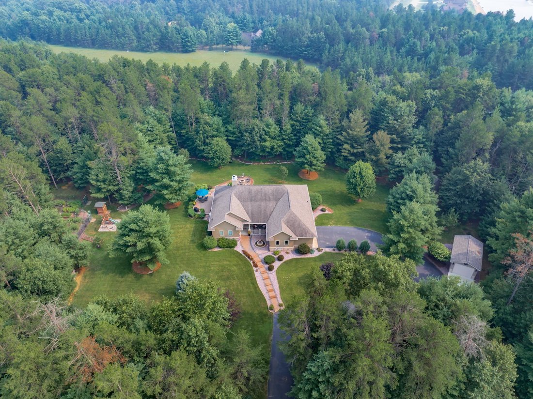 House in New Lisbon, Wisconsin, United States 3 - 18458305