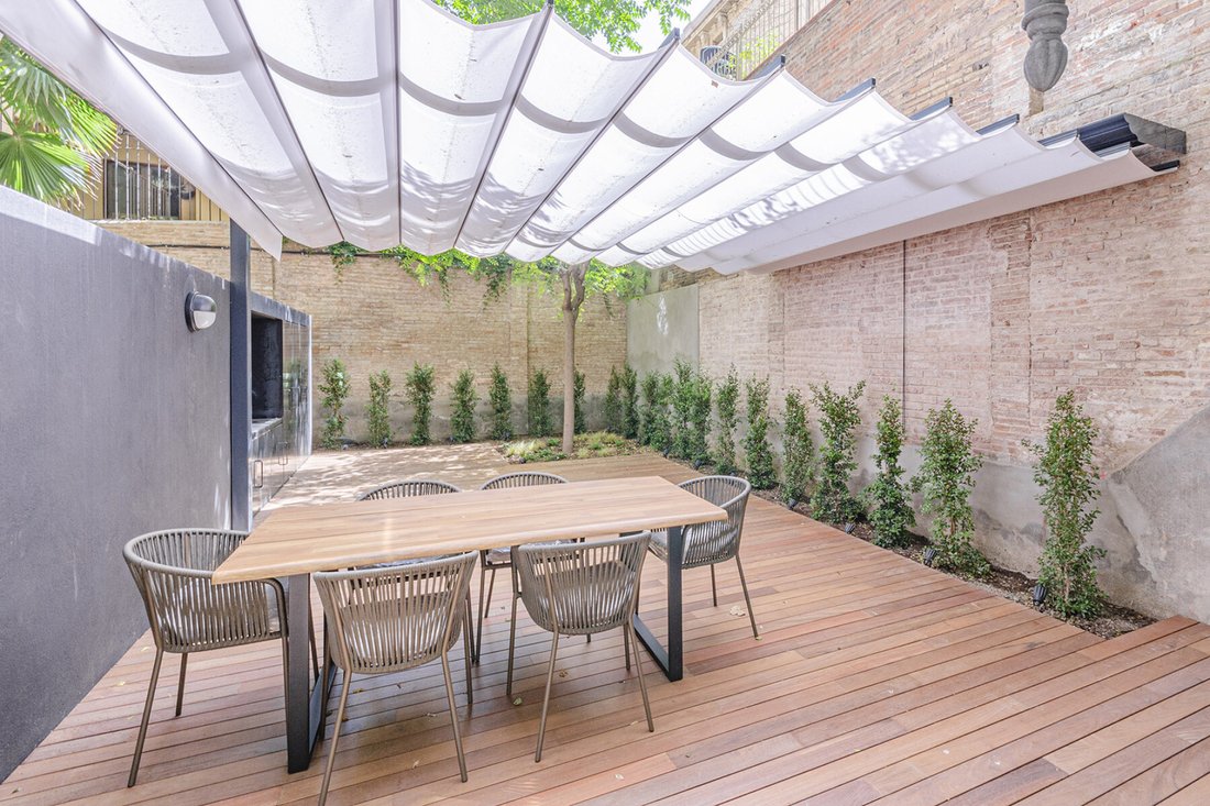 Apartment in Eixample, Barcelona, Spain 5 - 18472353