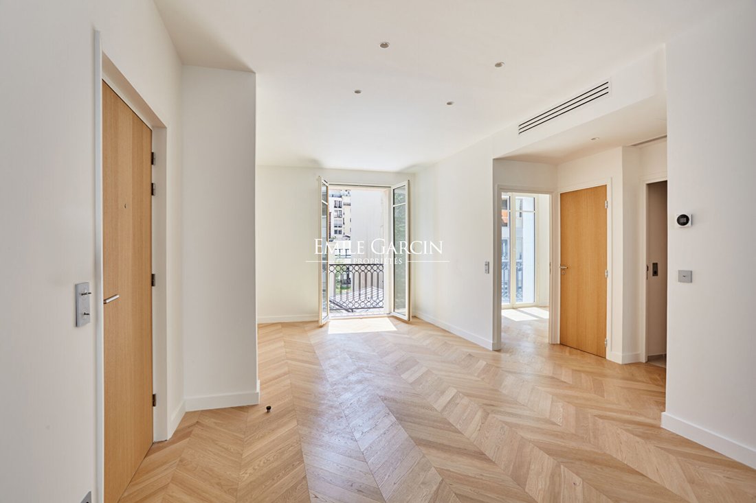 Apartment in La Plaine des Sablons, Neuilly-sur-Seine, France 1 - 18469700