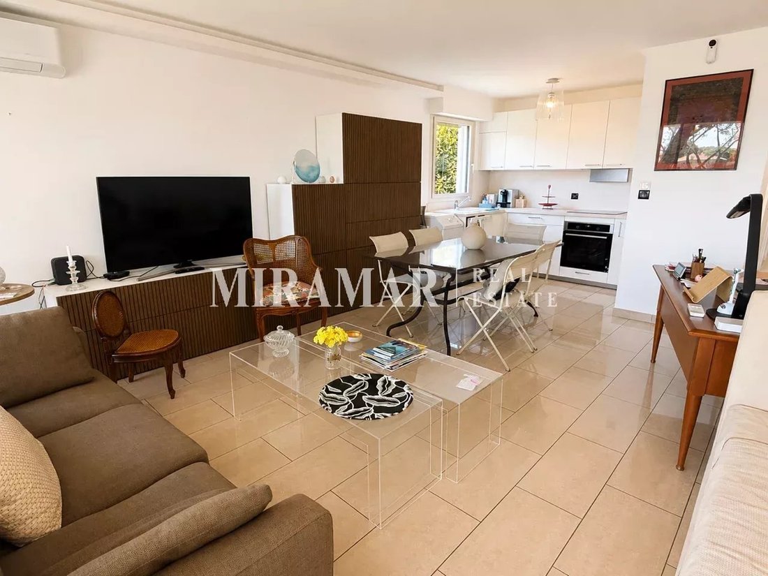 Apartment in Le Port, Villefranche-sur-Mer, France 5 - 18457422