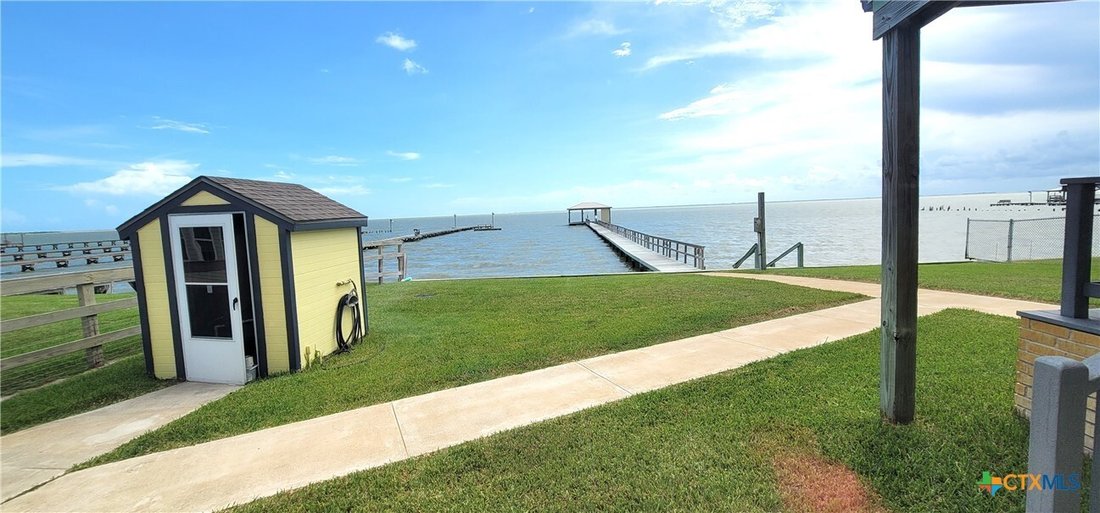 Seadrift, Texas, United States 5 - 18455766