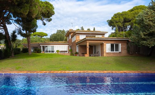 House in Cabrera de Mar, Catalonia, Spain 1