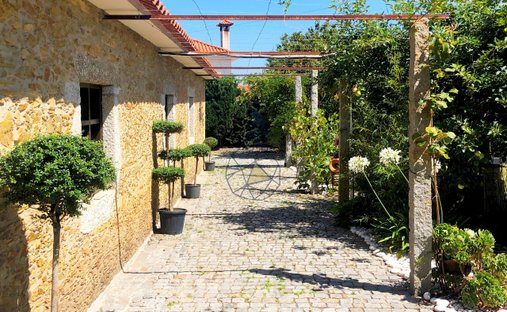 Farm Ranch in Balazar, Porto District, Portugal 1