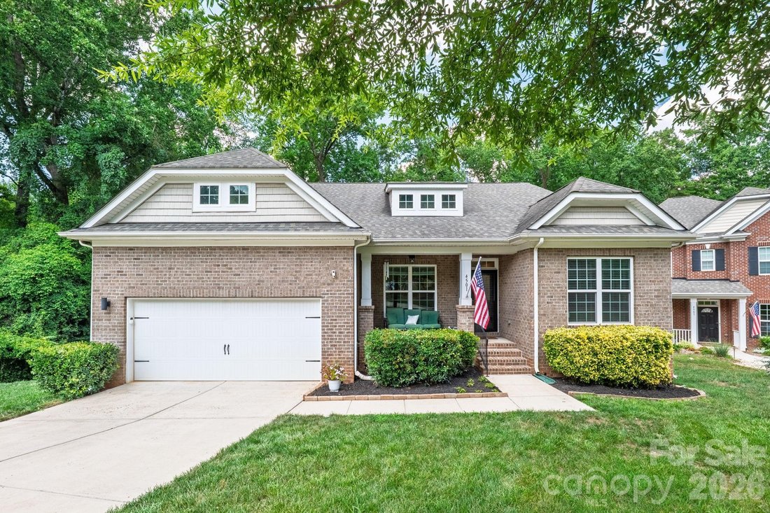 House in Charlotte, North Carolina, United States 1 - 18453856