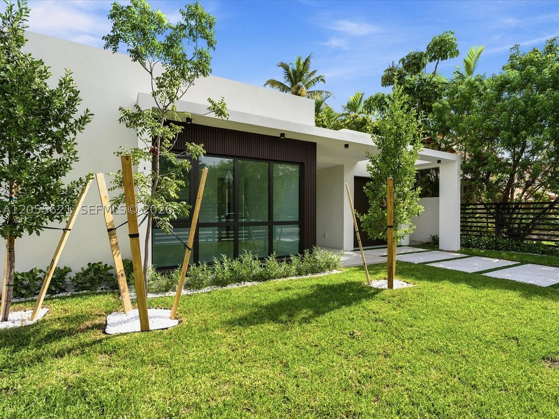 House in Miami, Florida, United States 5 - 18459397