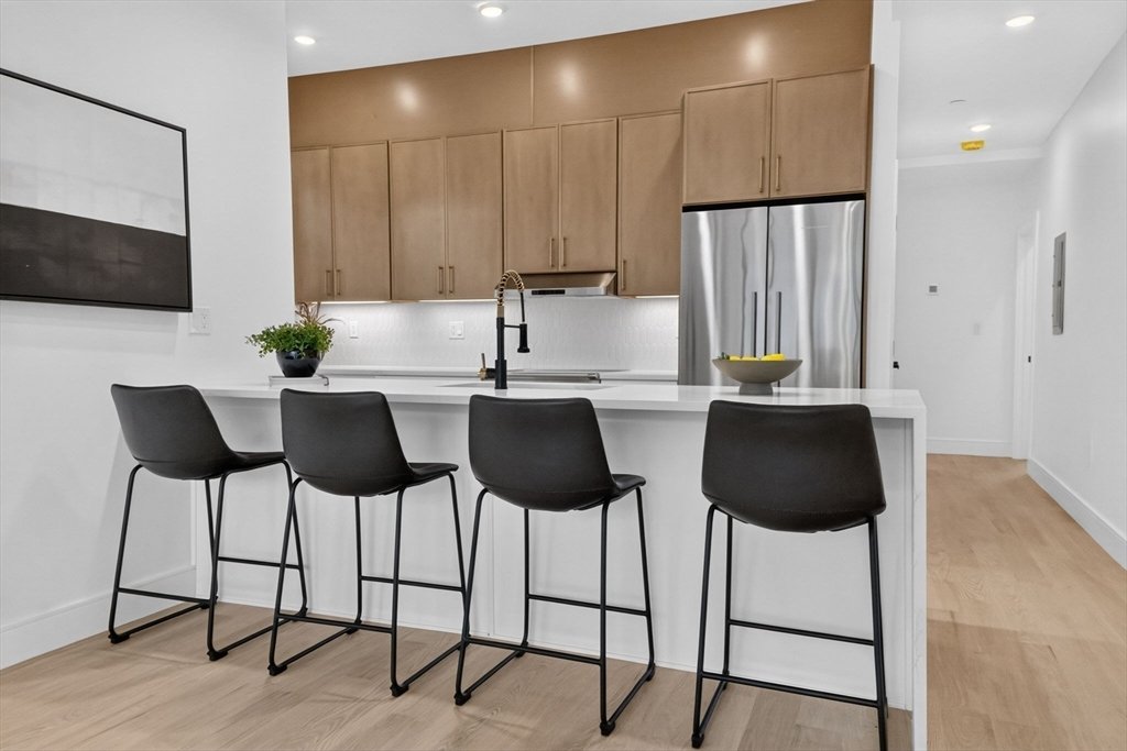 Condo in Somerville, Massachusetts, United States 1 - 18460035
