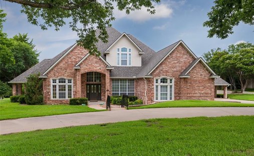 House in Weatherford, Texas, United States 1