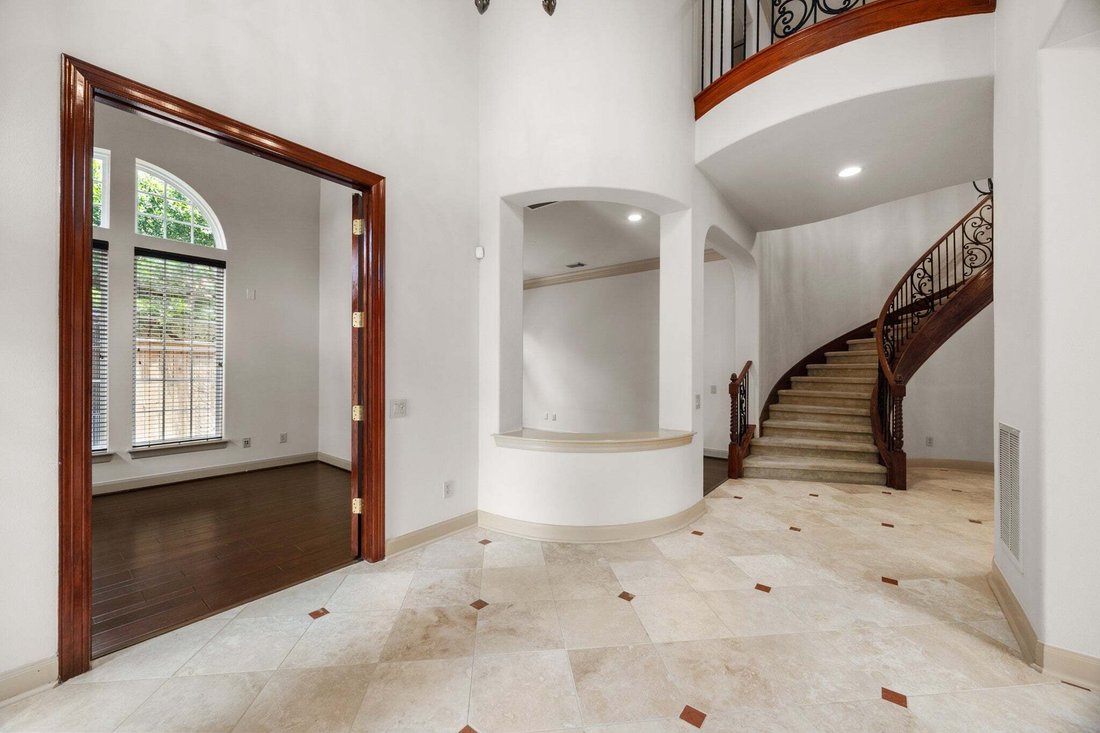 House in Houston, Texas, United States 4 - 18465177
