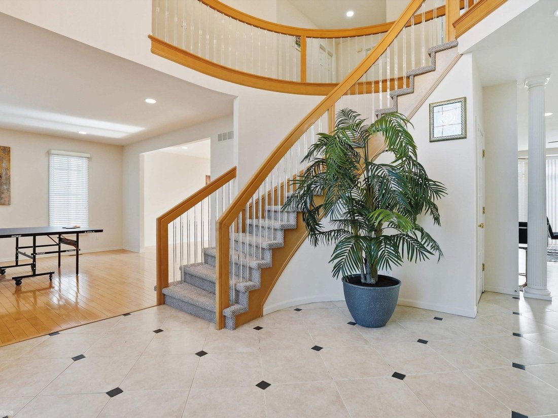 House in Sterling Heights, Michigan, United States 2 - 18469345